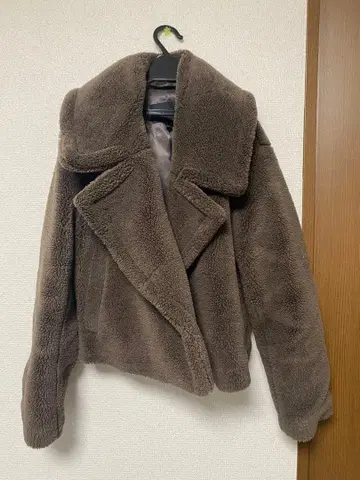 바나나 리퍼블릭 숏 기장 에코 퍼