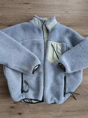 새상품급 뷰티 앤 유스 리버서블 아우터 사이즈 미상