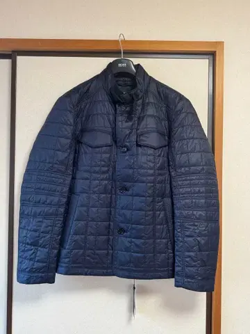 HUGO BOSS 네이비 퀼팅 자켓