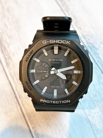 CASIO G-SHOCK GA-2100