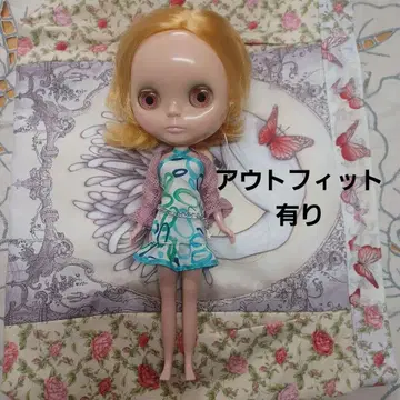 후르츠 펀치 브라이스 아웃핏 가격 인하했습니다.