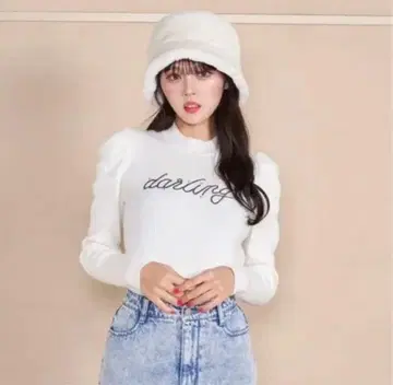 다리치 darling 비쥬 니트탑 WHT