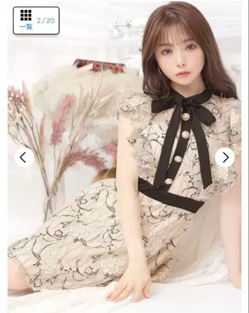 캬바쿠라 드레스 an Andy 쥬얼스 로브 드 플뢰르 데이지 스토어