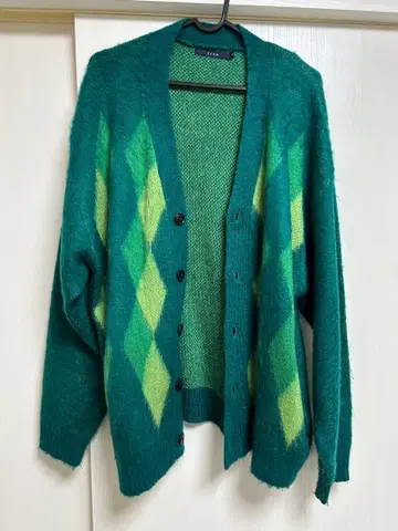 CPCM 그린 컬러 다이아몬드 패턴 가디건 M 사이즈