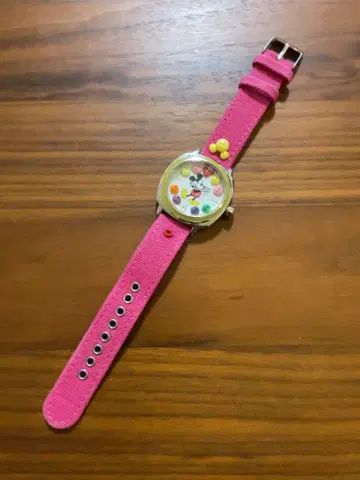 새상품급 미키마우스 손목시계 레어템 시계 여성용 키즈 핑크