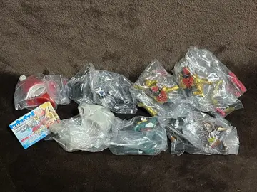 캡슐 토이 피규어 세트