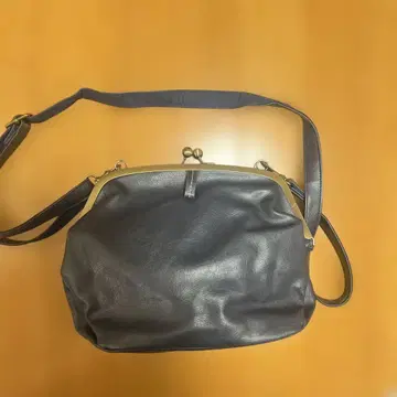 가마구치 숄더백