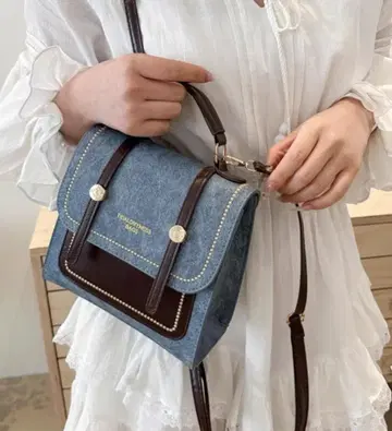 데님 플랩 숄더백