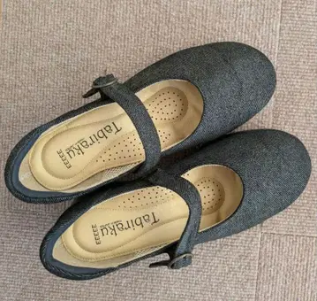 타비라쿠 블랙 플랫슈즈 5E