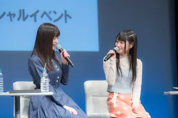 오구라 유이 착용 거울 패턴 타이트 미니 스커트