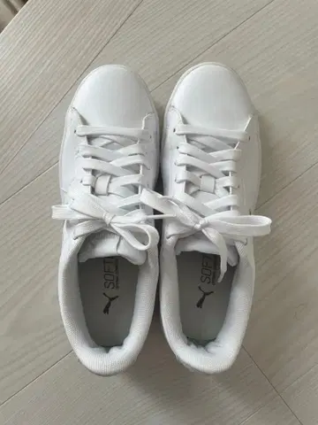 푸마 PUMA 스니커즈 24cm 여성용 화이트 거의 미사용