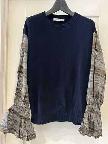 LOVELESS 상의 [미사용 새상품 택 포함] 36 사이즈