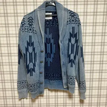 BAYFLOW 콘초 버튼 네이티브 무늬 인디고 터콰이즈 가디건