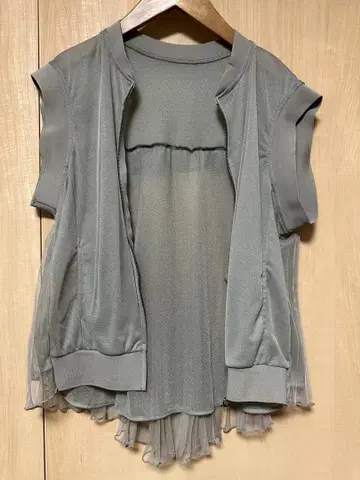 COUVEE 시어 그레이 슬리브리스 베스트 38 [ 이시카와 라보 ]