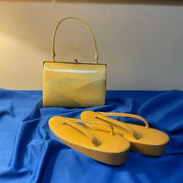 물결 무늬 블러 처리가 아름다운 조리 백 세트