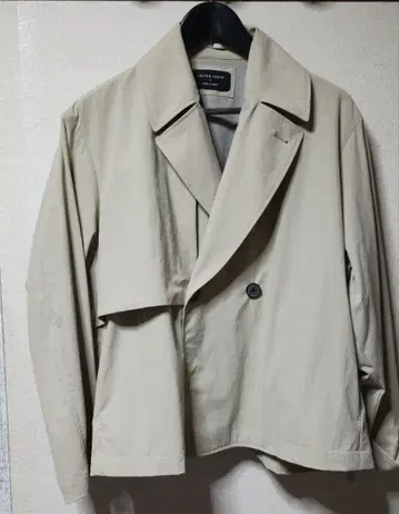 UNITED TOKYO 베이지 더블 브레스트 자켓