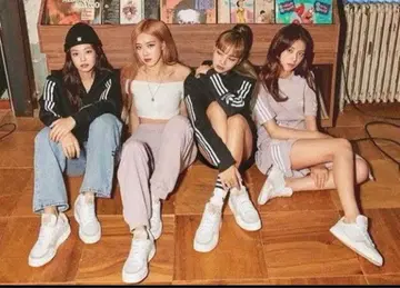 BLACKPINK 로제 착용 아디다스 adidas 저지 팬츠