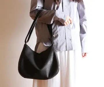 B.stuff 비스타프 숄더백 블랙