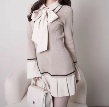 립 서비스 셔츠 도킹 플리츠 원피스 립 서비스