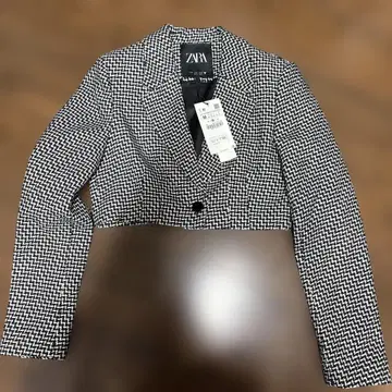 [ 미사용 택 포함 ] ZARA 체크 무늬 크롭 자켓 M