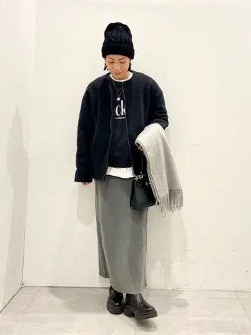 저널 스탠다드 리룸 폴리에스테르 나핑 블루종