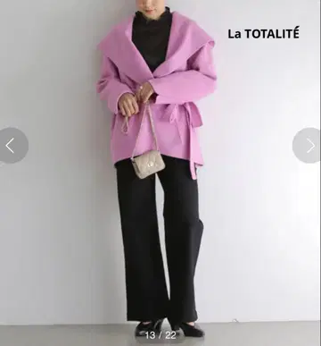 La TOTALITE 라토타리테 리버 후드 미들 코트