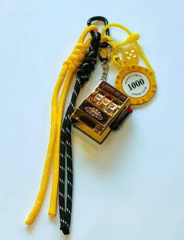 골드 슬롯 백참 주렁주렁 키링