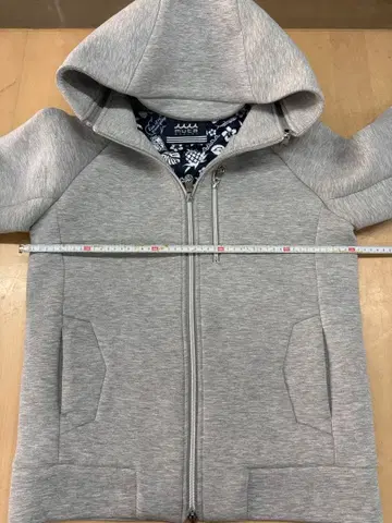 muta M 그레이 풀 지퍼 후디