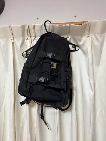 Carhartt 블랙 백팩