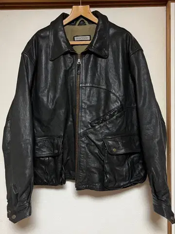 엠포리오 아르마니 가죽 자켓 90s 아카이브