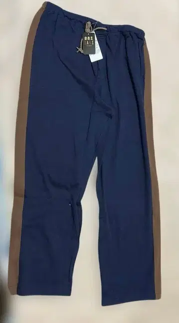 새상품 DAKS 릴랙싱웨어 일본제 닥스 LL 정가 11550