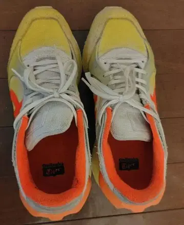 MOAGE CO 오니츠카타이거 스니커즈 24.5cm