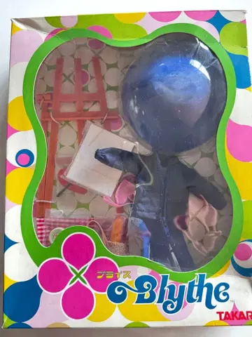 네오 브라이스용 배경. 드레스 세트 위크엔드 아티스트