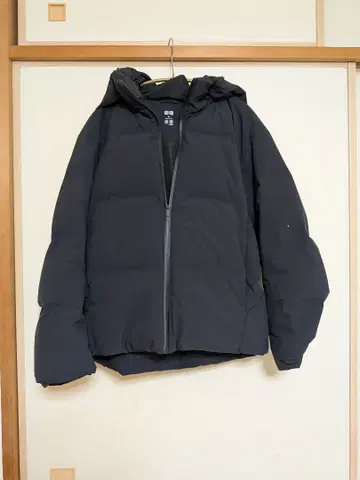 유니클로 심리스 다운 여성용 M