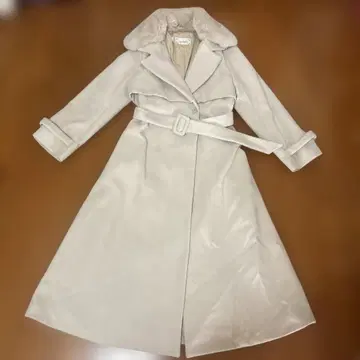 미셸 마카롱 퍼 달린 베이지 롱 코트 XS 사이즈 새상품급