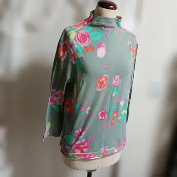 레오나르 하이넥