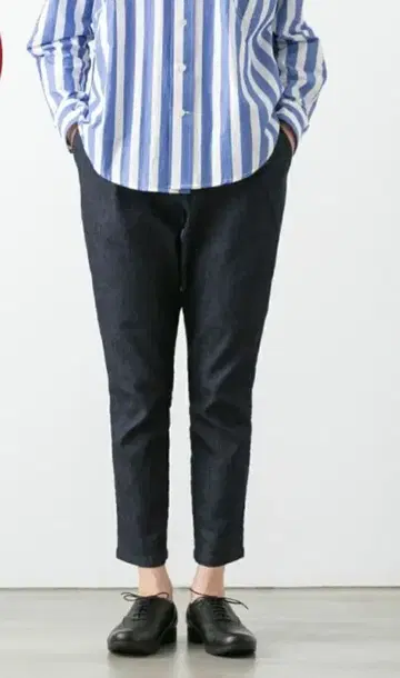 트래버유 매뉴얼 스트레치 데님 페그 팬츠 S