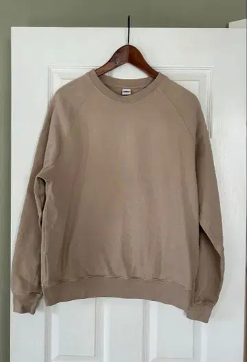 ndx 베이지 래글런 슬리브 맨투맨