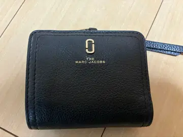 THE MARK JACOBS 2단 접이식 지갑