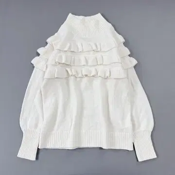 새상품급 SONO 프릴 니트 풀오버 화이트 최근 잡지 게재