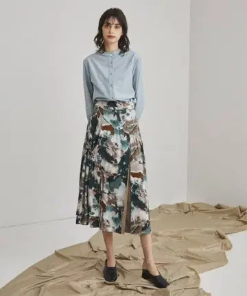 UNITED TOKYO 스프레드 아트 프린트 스커트