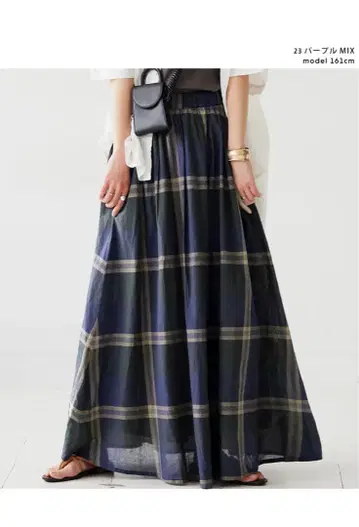 antiqua 안티카 체크 무늬 플레어 스커트