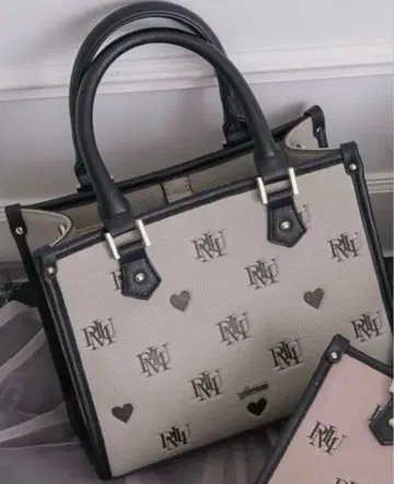 pium 피 모노그램 스퀘어 토트백