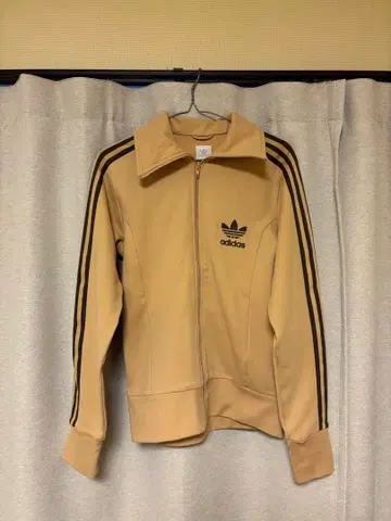 adidas 트랙 자켓 M 유럽 모델 베이지 저리 레어