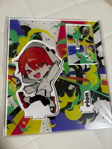 rion 아크릴 스탠드 컬러풀 디자인