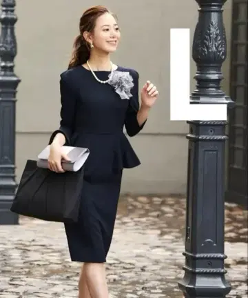 네이비 페플럼 원피스 수트