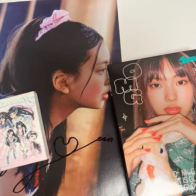 뉴진스 혜인 친필싸인, 앨범 판매