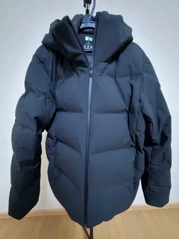2024년 모델 유니클로 UNIQLO 심리스 다운 자켓 M 사이즈