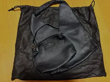 로라 디 마지오 트라이앵글 백 블랙