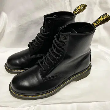 닥터마틴 8홀 UK8